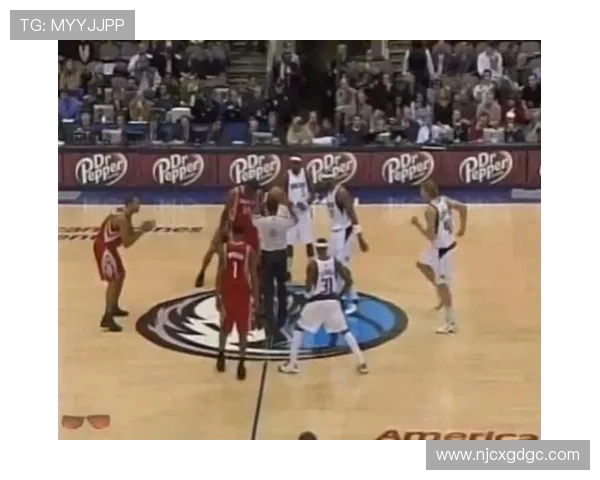 07年火箭与雷霆的激烈对决回顾与精彩瞬间分析